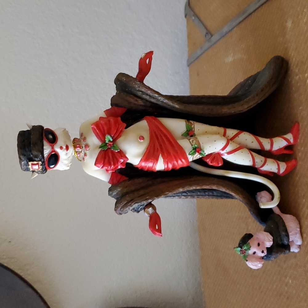 Margaret Le Van Alley Cats Kitty Cane